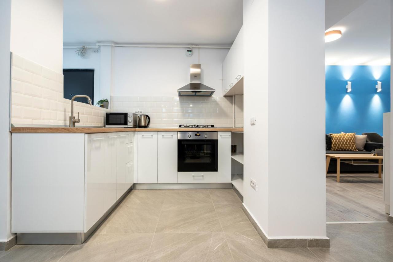 Blue Design Apartament In Magheru Bükreş Dış mekan fotoğraf