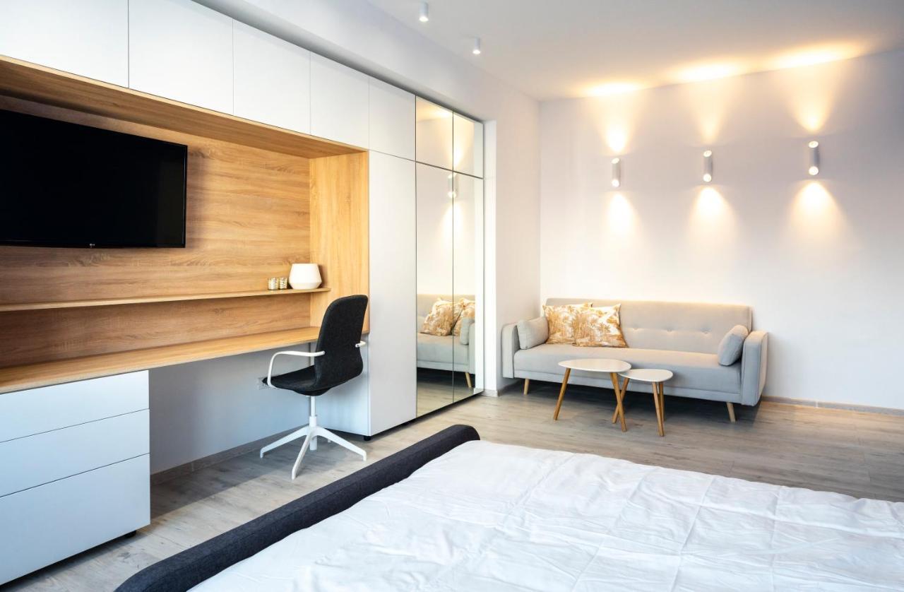 Blue Design Apartament In Magheru Bükreş Dış mekan fotoğraf