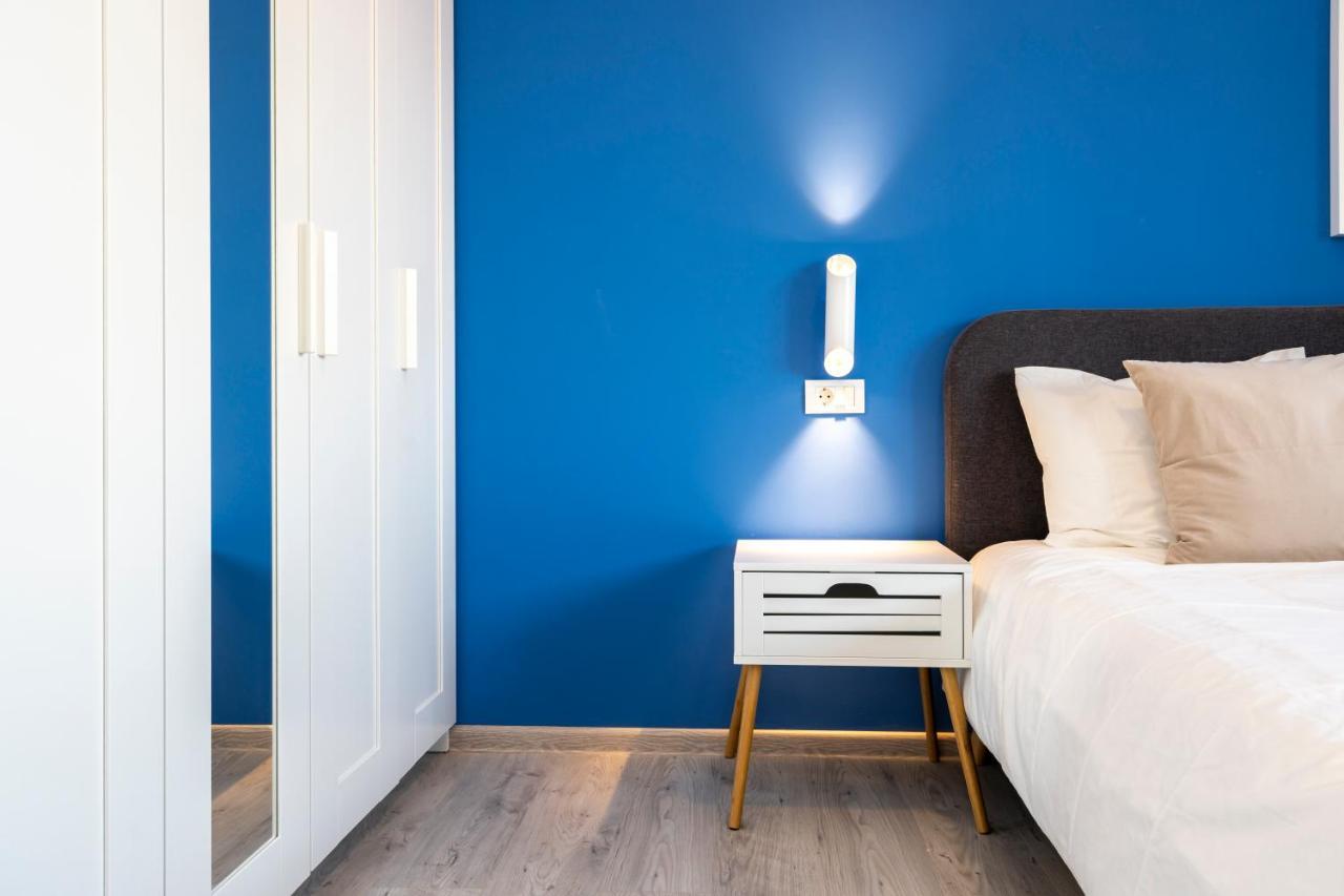 Blue Design Apartament In Magheru Bükreş Dış mekan fotoğraf